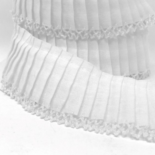White Pleated Trimming with Lace Edge 30mm